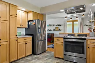3324 Skycroft Dr, Saint Anthony, MN 55418 - Photo 12