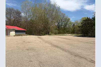 1108 Highway 71 NE, Willmar, MN 56201 - Photo 4