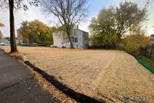 594 Brunson St, Saint Paul, MN 55130 - Photo 1