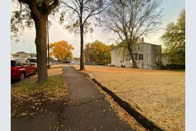 594 Brunson Street, Saint Paul, MN 55130 - Photo 2