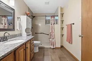 1072 Edgewood Cir, Hudson, WI 54016 - Photo 20