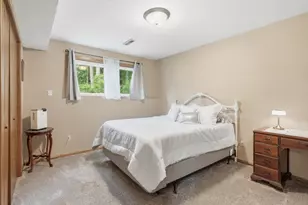 1072 Edgewood Cir, Hudson, WI 54016 - Photo 16