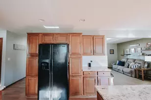 270 Highlands Ave, Zumbrota, MN 55992 - Photo 6