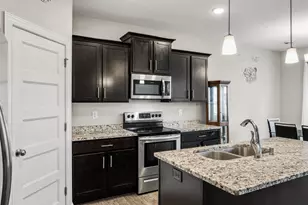 2117 Cleveland Ln S, Cambridge, MN 55008 - Photo 8