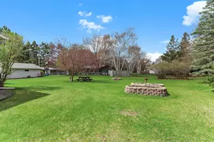 418 N Clayborn Ave, Parkers Prairie, MN 56361 - Photo 4