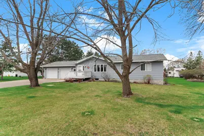 418 N Clayborn Avenue, Parkers Prairie, MN 56361 - Photo 2