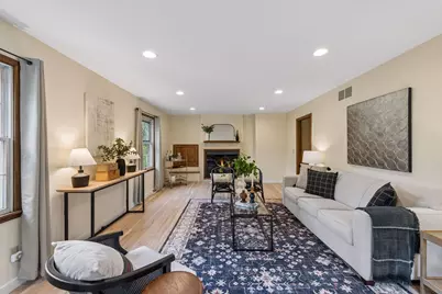 481 Desnoyer Avenue, Saint Paul, MN 55104 - Photo 4