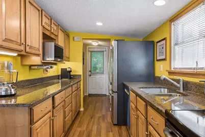 3335 Crystal Bay Road, Wayzata, MN 55391 - Photo 20