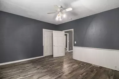 694 Wilson Avenue, Saint Paul, MN 55106 - Photo 8