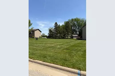 264 Eagle Lane, Zumbrota, MN 55992 - Photo 2