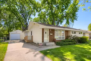 6575 Monroe St NE, Fridley, MN 55432 - Photo 2