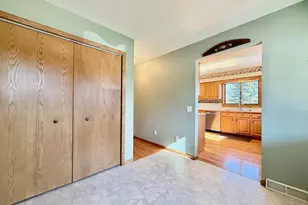 1400 S Cascade St, Fergus Falls, MN 56537 - Photo 4