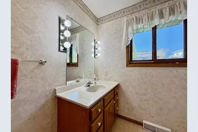 1400 S Cascade Street, Fergus Falls, MN 56537 - Photo 18