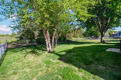 13634 Alabama Avenue S, Savage, MN 55378 - Photo 2