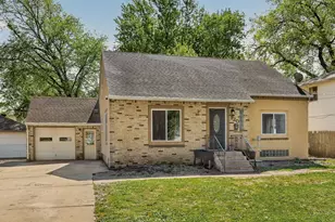 720 10th Ave SE, Rochester, MN 55904 - Photo 1
