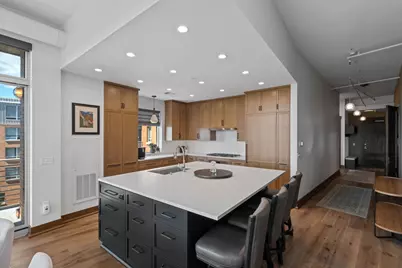 100 2nd Street NE #A560, Minneapolis, MN 55413 - Photo 2