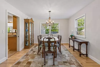 290 Ridgeview Drive E, Wayzata, MN 55391 - Photo 12