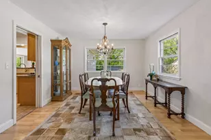 290 Ridgeview Dr E, Wayzata, MN 55391 - Photo 12