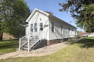 871 7th St, Dawson, MN 56232 - Photo 28