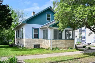 417 W Mill St, Winona, MN 55987 - Photo 1