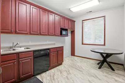 2108 S Broadway Street, Menomonie, WI 54751 - Photo 8