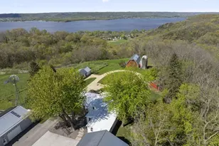 N2095 Twin Bluff Ln, Stockholm, WI 54769 - Photo 12