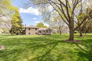 1209 Sunflower Circle S, Shakopee, MN 55379 - Photo 42