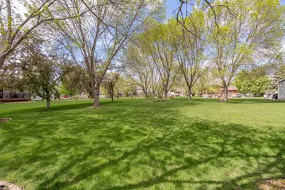 1209 Sunflower Circle S, Shakopee, MN 55379 - Photo 2
