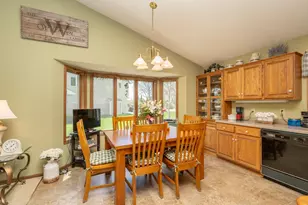 1209 Sunflower Circle S, Shakopee, MN 55379 - Photo 12