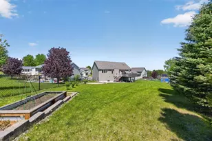 5208 Pinehurst Ln NW, Rochester, MN 55901 - Photo 38