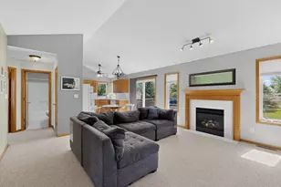 5208 Pinehurst Ln NW, Rochester, MN 55901 - Photo 4