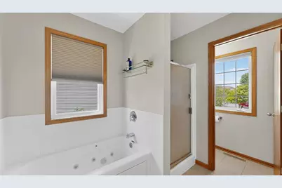 5208 Pinehurst Lane NW, Rochester, MN 55901 - Photo 20