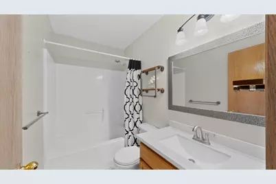 5208 Pinehurst Lane NW, Rochester, MN 55901 - Photo 14