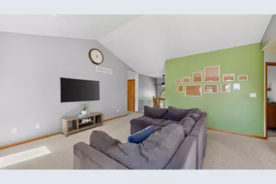 5208 Pinehurst Lane NW, Rochester, MN 55901 - Photo 6