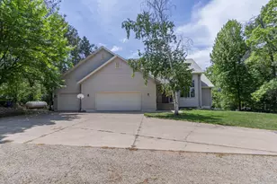 N1698 945th St, Eau Claire, WI 54701 - Photo 1