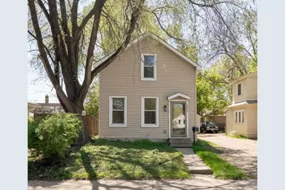 398 Banfil Street, Saint Paul, MN 55102 - Photo 1