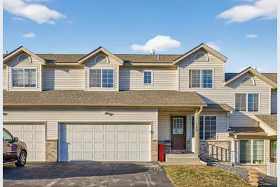 746 Baylee Place SW, Pine Island, MN 55963 - Photo 2