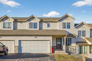 746 Baylee Pl SW, Pine Island, MN 55963 - Photo 2