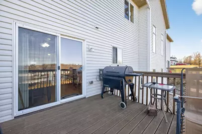 746 Baylee Place SW, Pine Island, MN 55963 - Photo 8