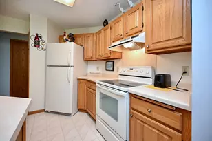 88 Valley Trail Dr, Winona, MN 55987 - Photo 8
