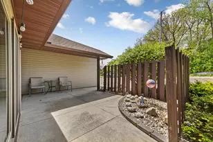 1235 Cherry St, Owatonna, MN 55060 - Photo 6