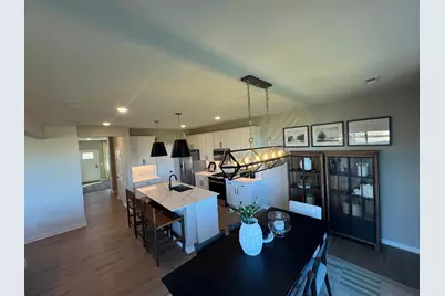 10422 Hadley Avenue S, Cottage Grove, MN 55016 - Photo 6