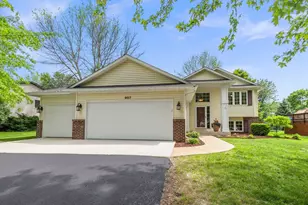 907 Deer Ridge St NW, Lonsdale, MN 55046 - Photo 1