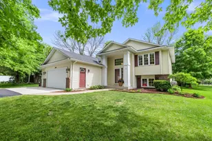907 Deer Ridge St NW, Lonsdale, MN 55046 - Photo 2