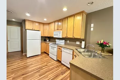 6480 Lakota Trail, Lino Lakes, MN 55014 - Photo 10
