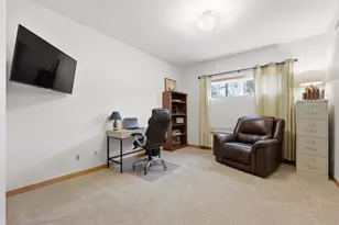 385 7th Ave S, Fargo,  58103 - Photo 20