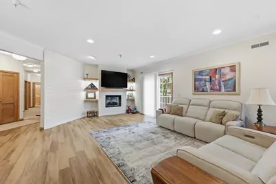 385 7th Avenue S #Unit 104, Fargo,  58103 - Photo 6