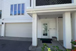 930 Dartmouth Pl SE, Minneapolis, MN 55414 - Photo 2