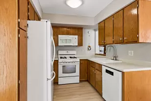 930 Dartmouth Pl SE, Minneapolis, MN 55414 - Photo 18
