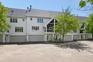 930 Dartmouth Pl SE, Minneapolis, MN 55414 - Photo 2